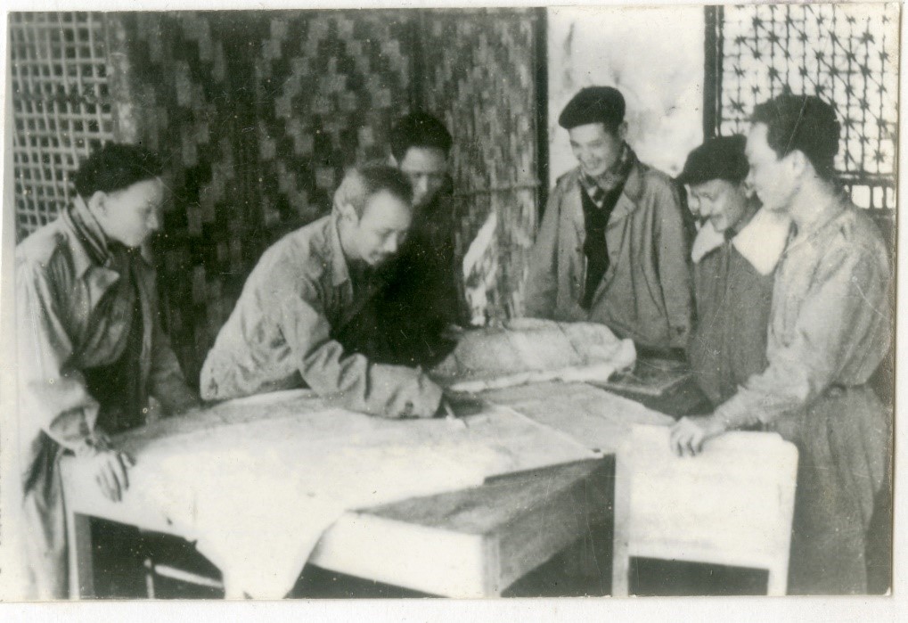 Huấn luyện cán bộ quản lý kinh tế ở chiến khu Việt Bắc